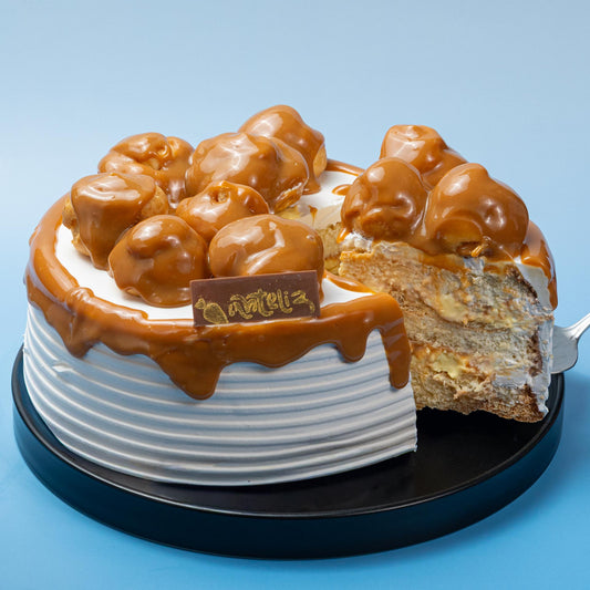 Torta de profiteroles de manjar